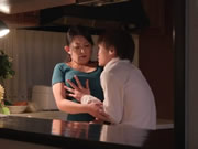 和兒子朋友性愛的日本人妻 一色桃子